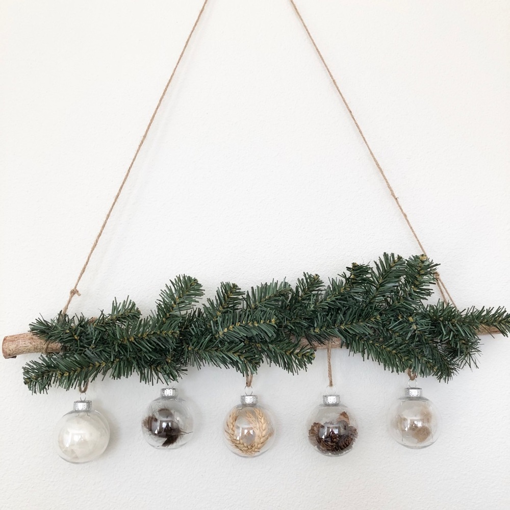 Dried Everlasting Floral Ornaments
